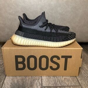 Yeezy Boost 350 V2
